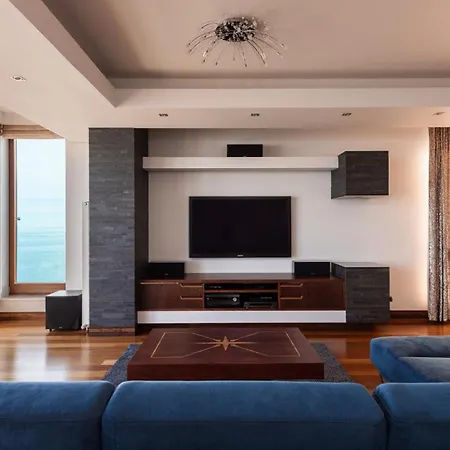 Flatbook - Sea Tower Luxury With Panoramic Sea View *